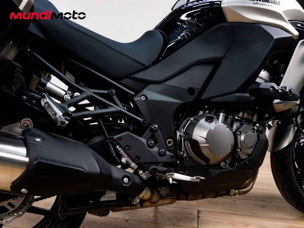 Kawasaki Versys 1000 Grand Tourer ABS (2015 - 16) (4)