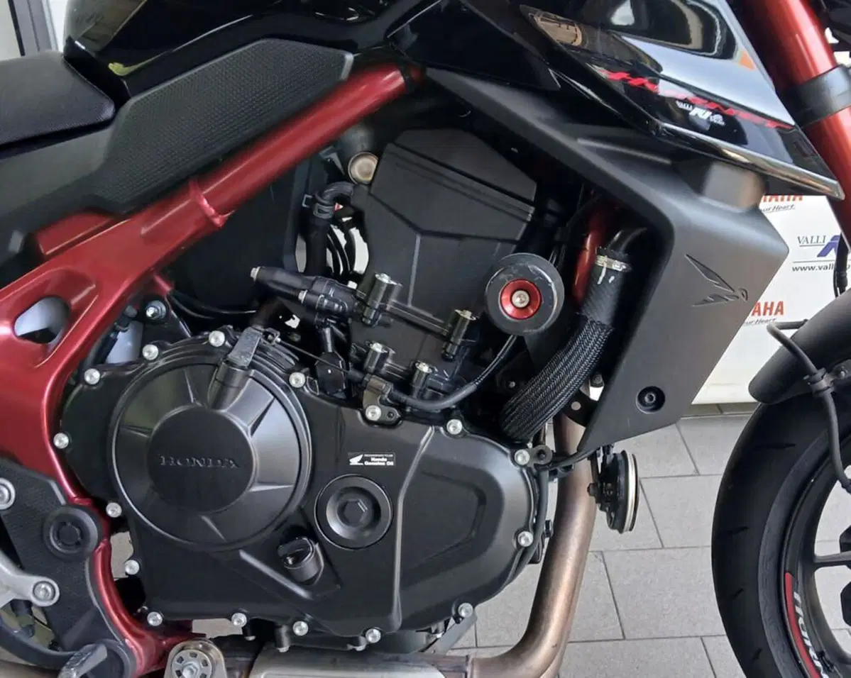 Honda CB 750 Hornet (2023 - 24) (5)