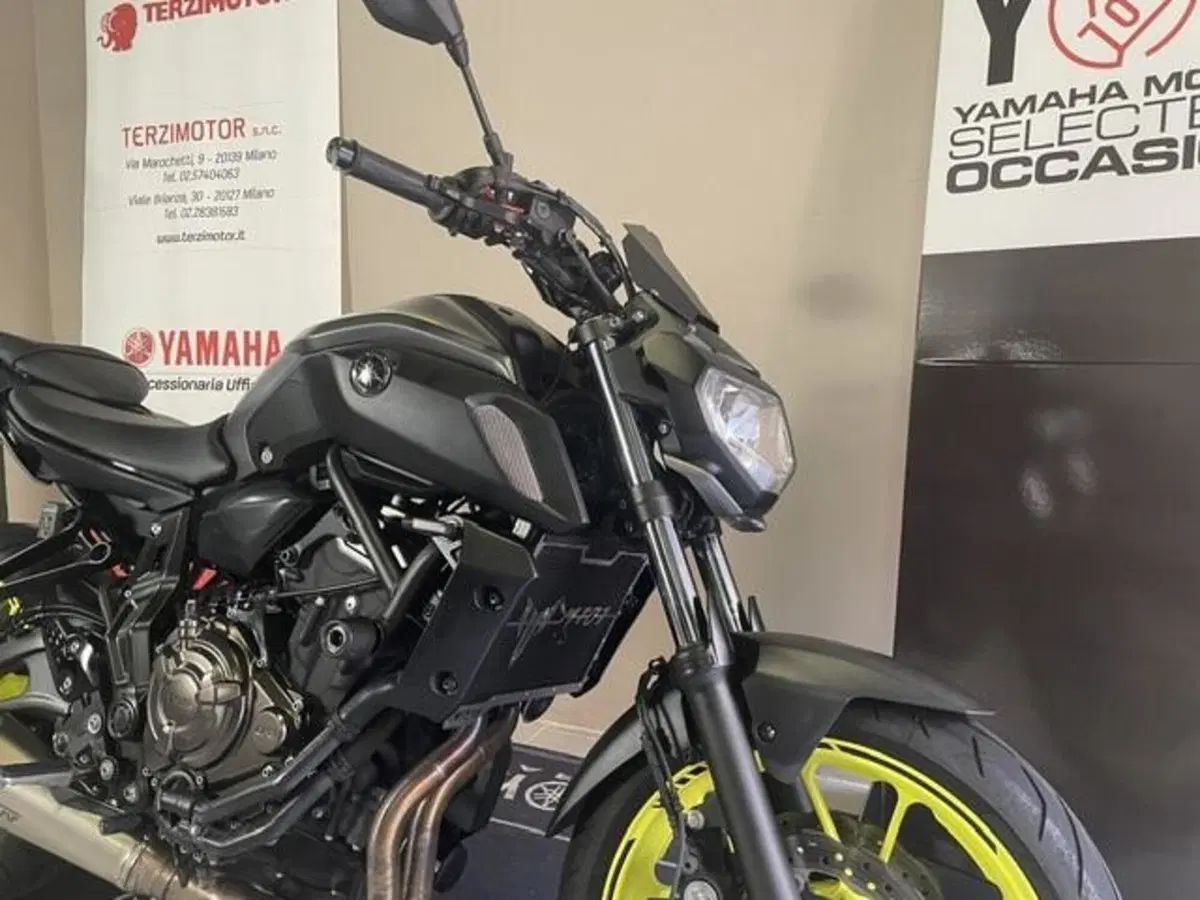 Yamaha MT-07 (2018 - 20) (3)