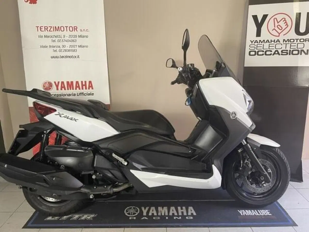 Yamaha X-Max 400 (2013 - 16) (2)