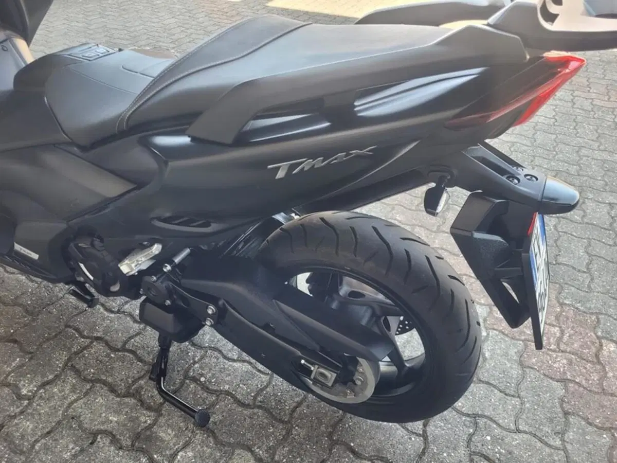 Yamaha T-Max 560 (2020 - 21) (8)