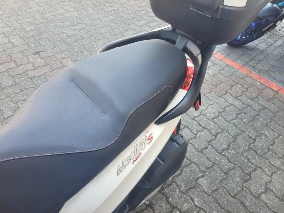 Piaggio Medley 125 S ABS (2021 - 24) (6)