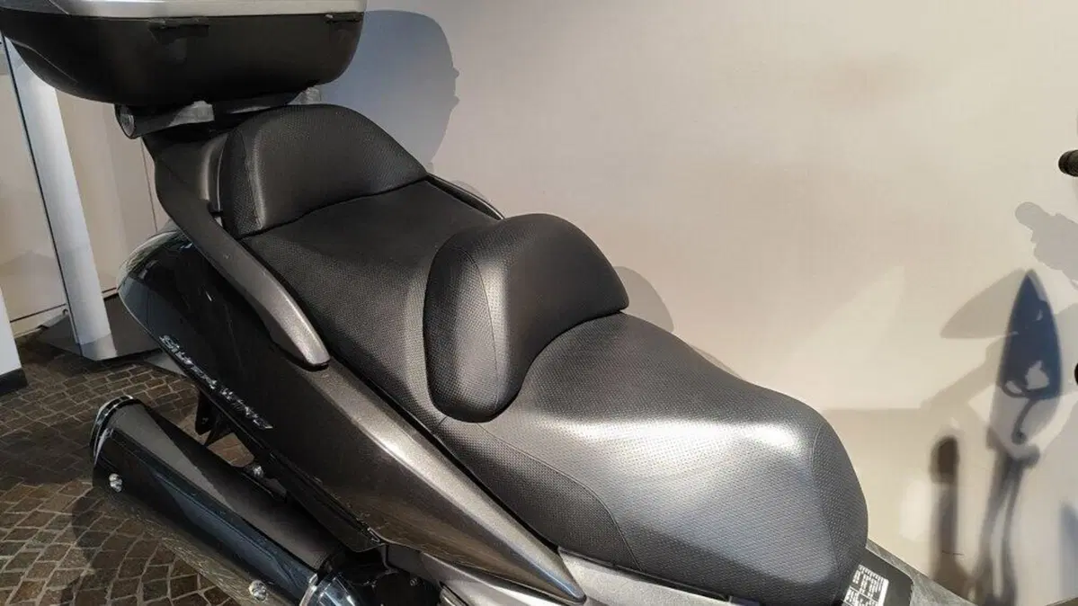 Honda Silver Wing 400 (2006 - 09) (4)
