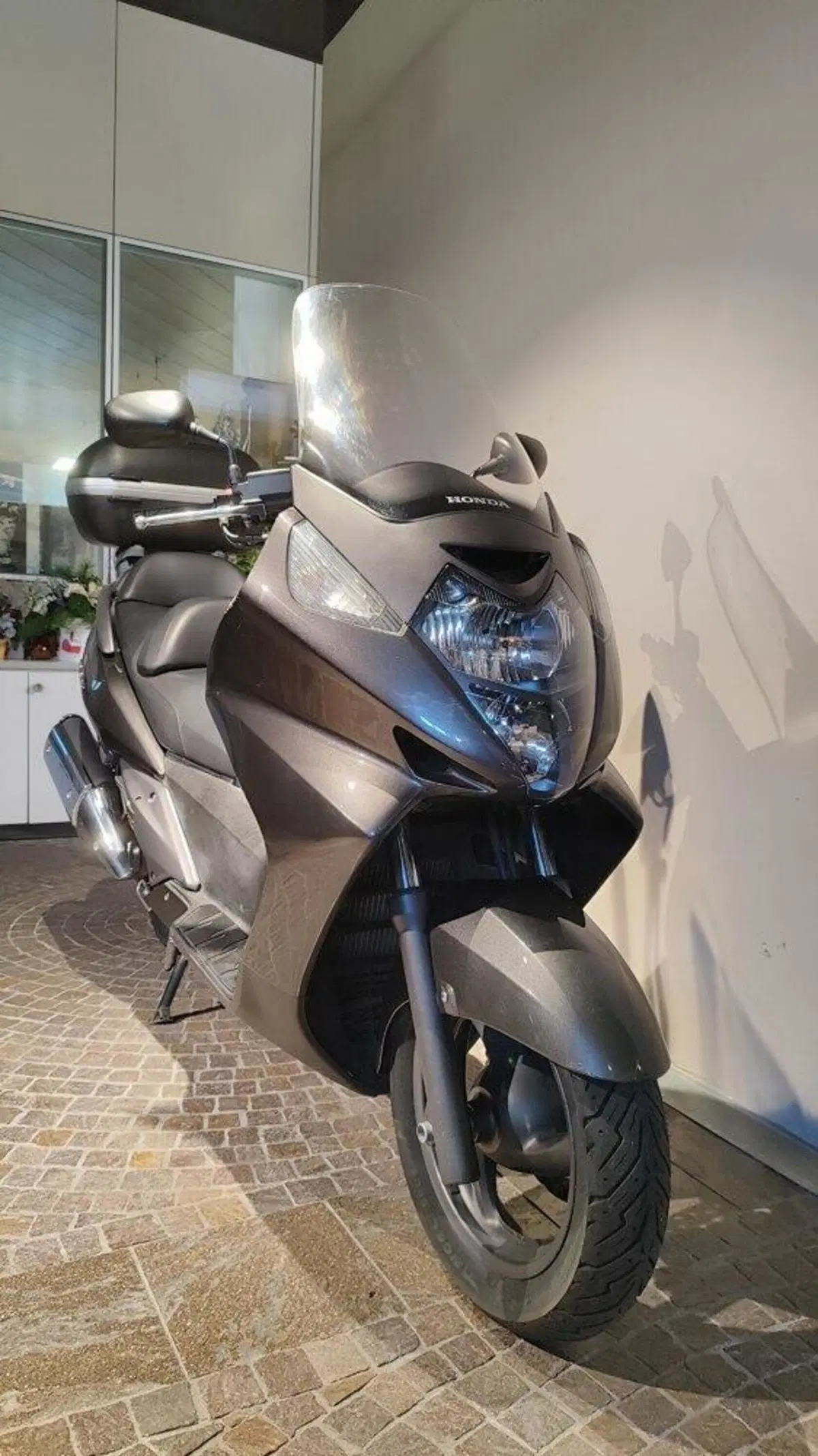 Honda Silver Wing 400 (2006 - 09) (6)