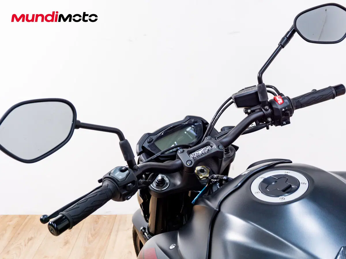 Suzuki GSX S 1000 F ABS (2014 -17) (11)