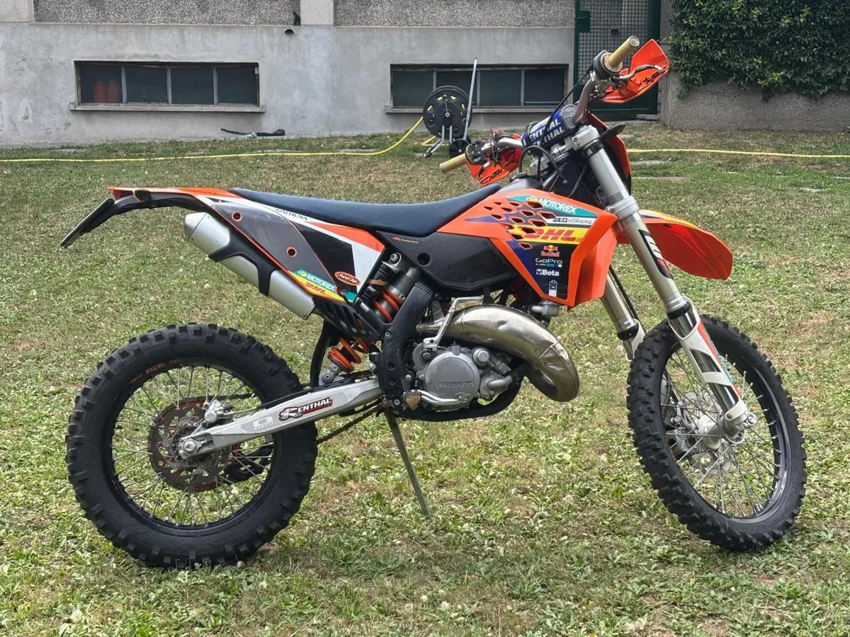 KTM 125 EXC (2011) (6)