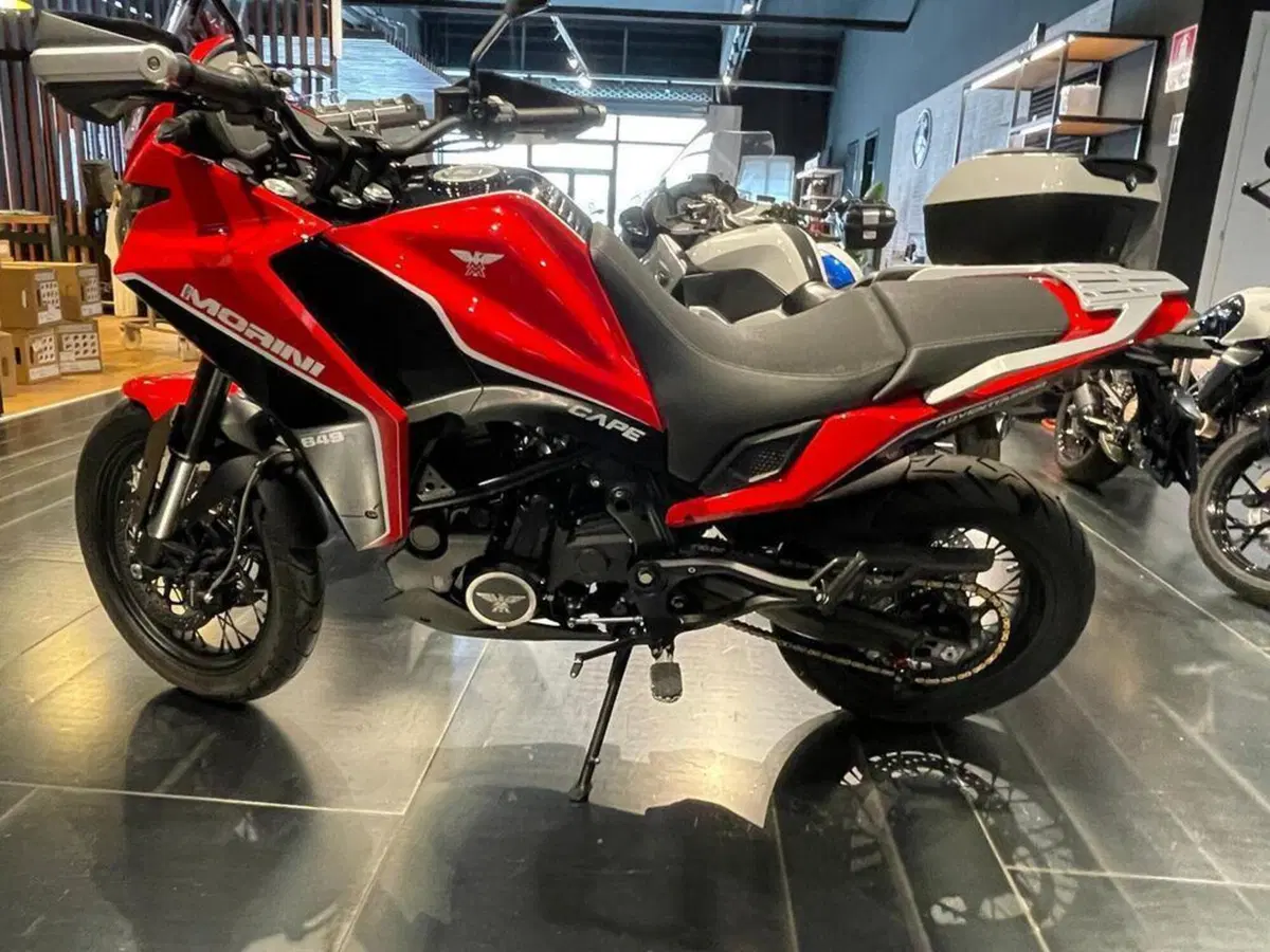 Moto Morini X-Cape 650 (2021 - 26) (5)