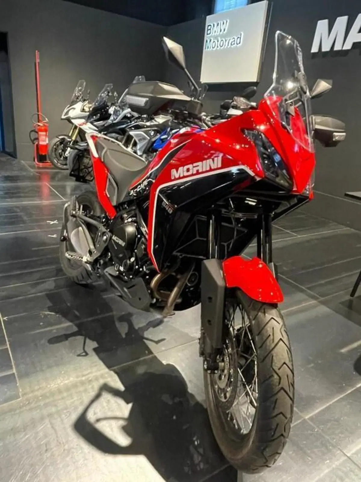 Moto Morini X-Cape 650 (2021 - 26) (9)