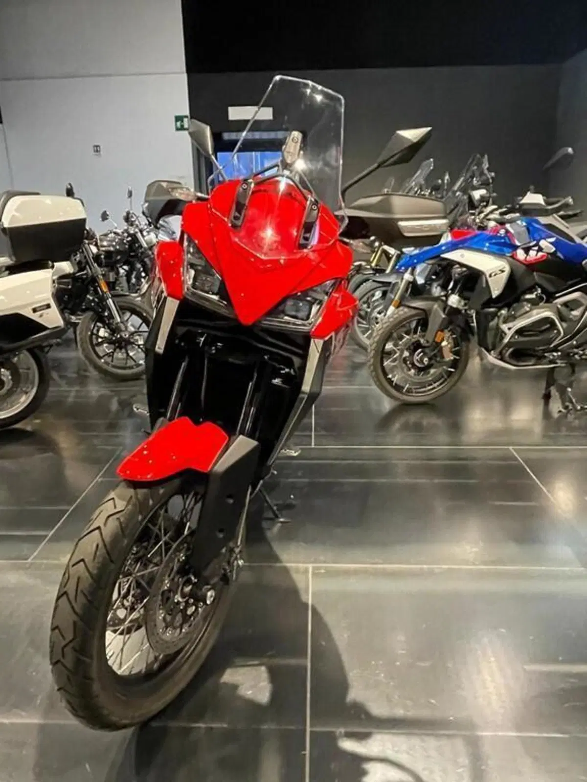 Moto Morini X-Cape 650 (2021 - 26) (8)