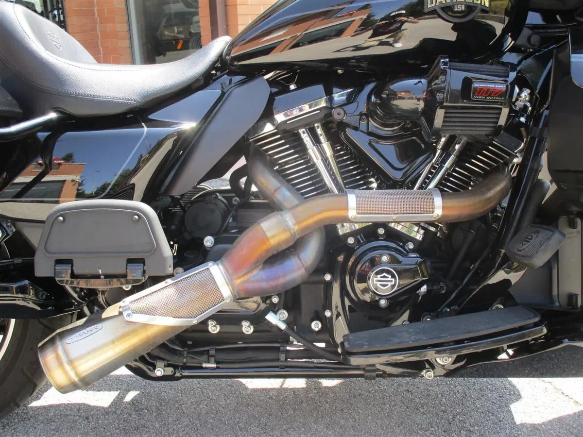 Harley-Davidson Street Glide Ultra (2025) (7)