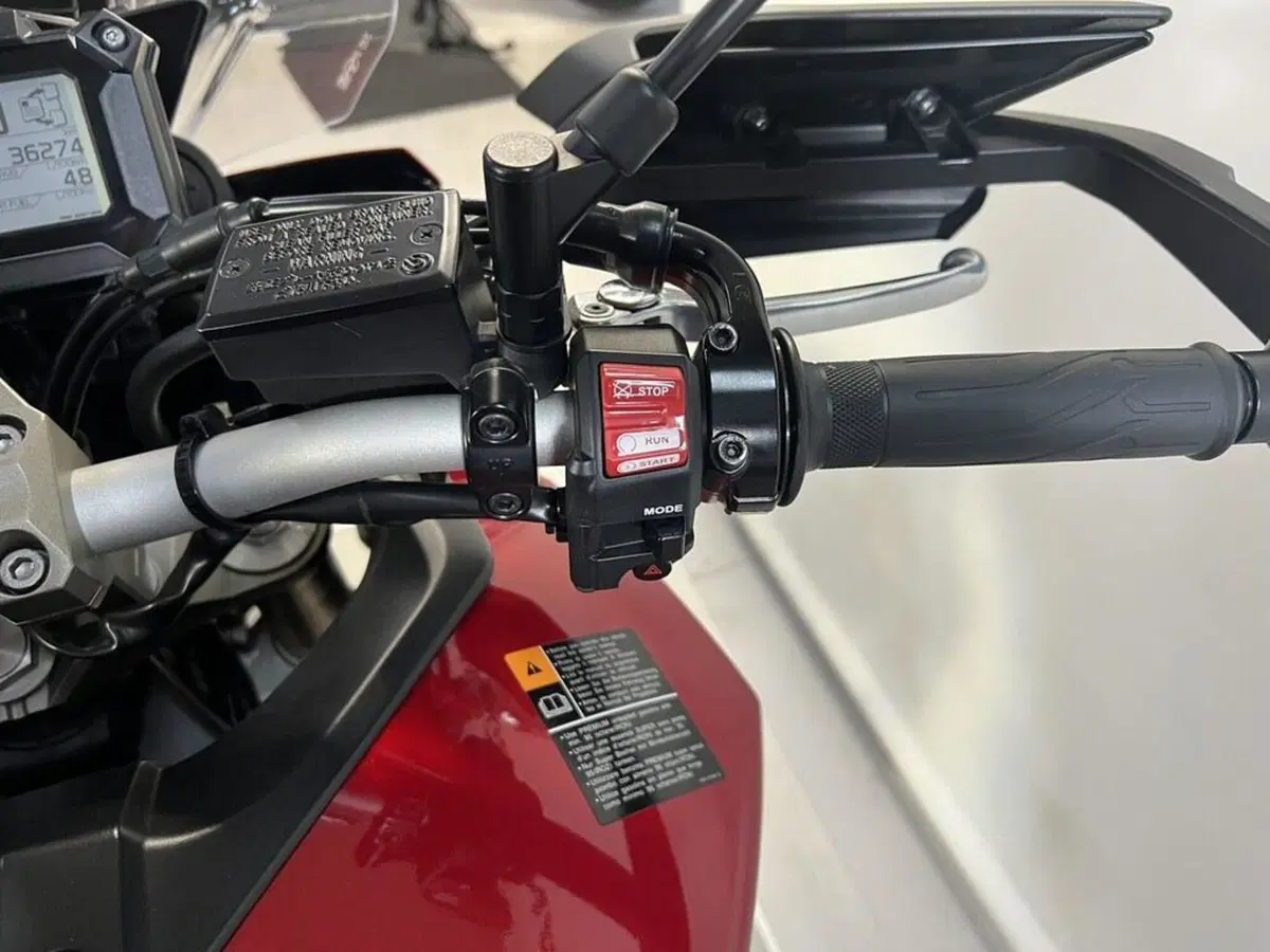Yamaha MT-09 ABS (2016) (9)