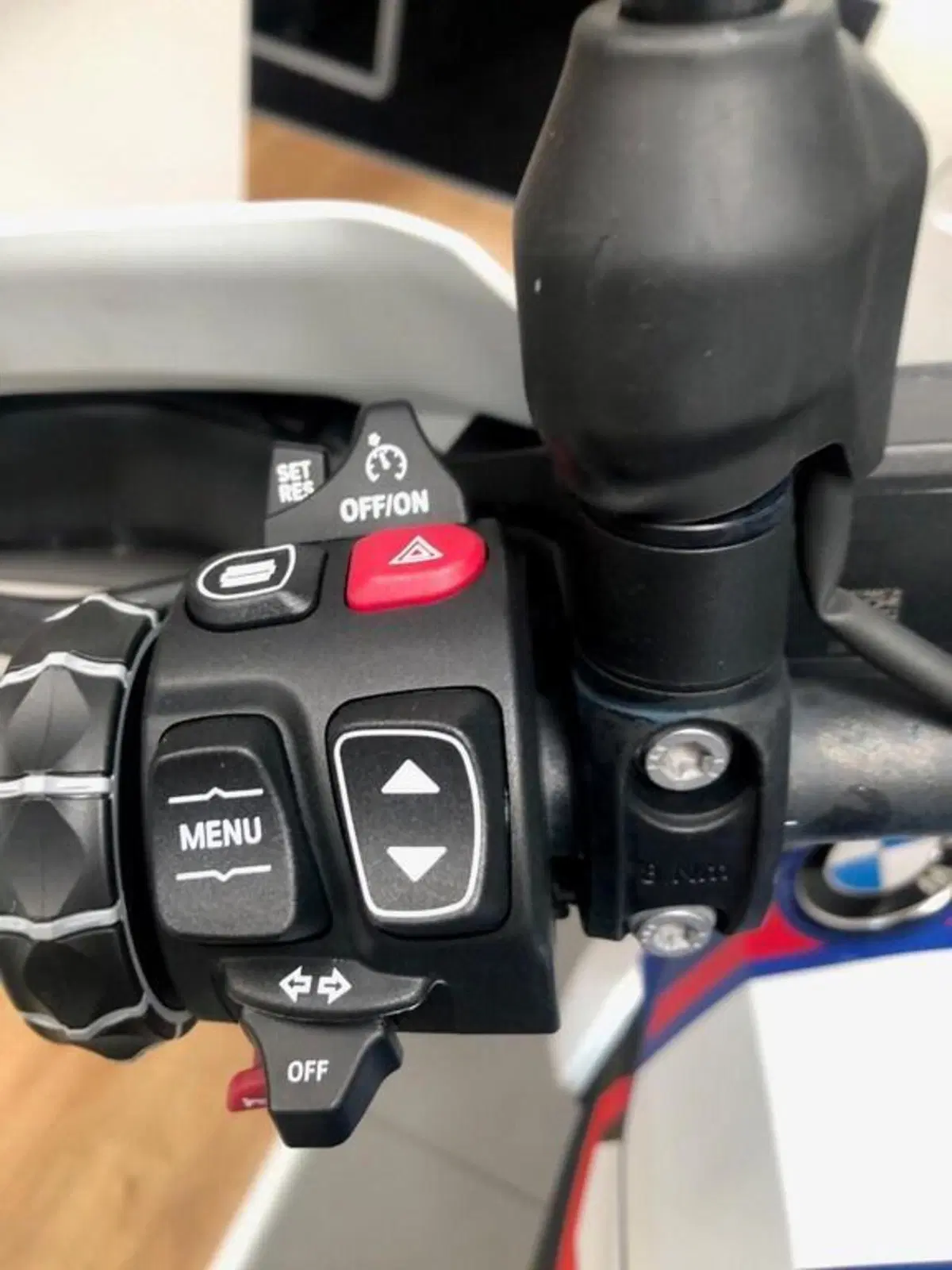 Bmw R 1300 GS (2023 - 26) (2)
