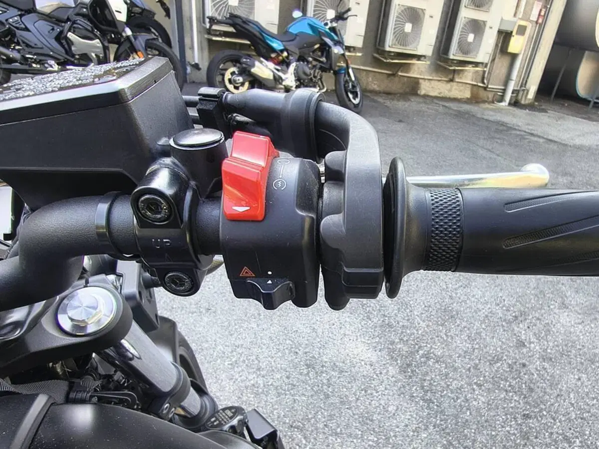 Yamaha XSR 700 ABS (2016 - 20) (6)