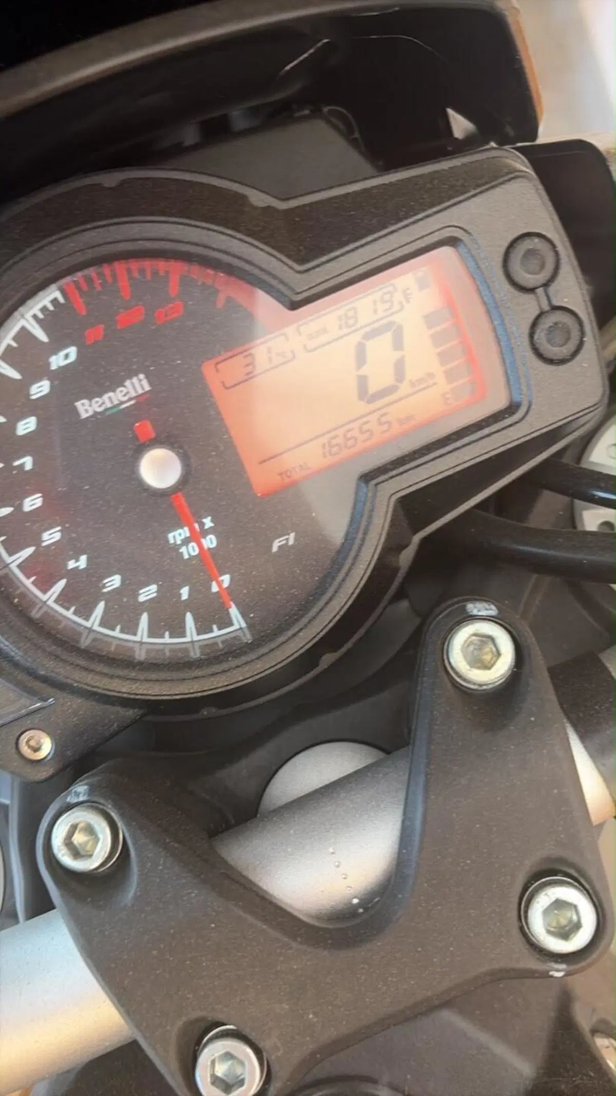 Benelli BN 600i (2012 - 16) (3)