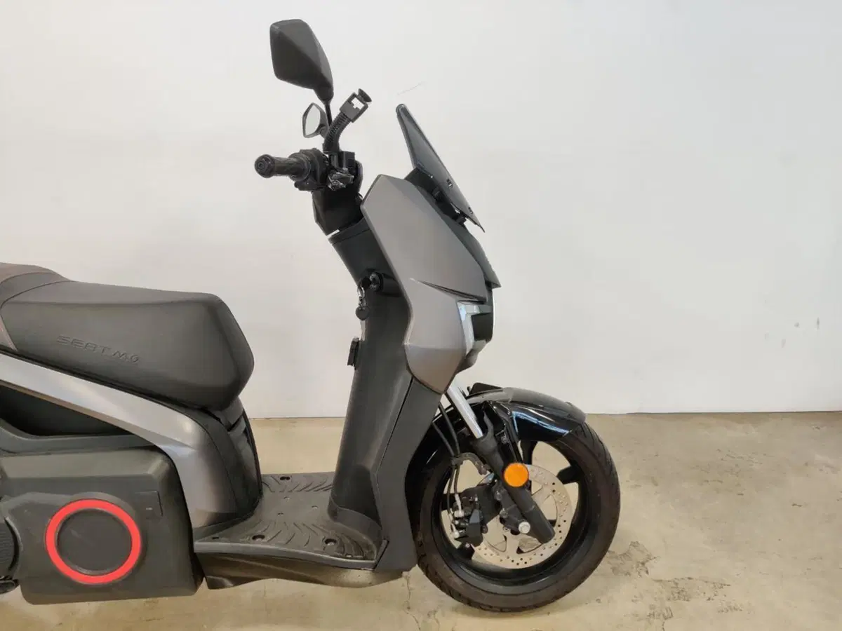 Seat MÓ 125 (2021 - 26) (5)
