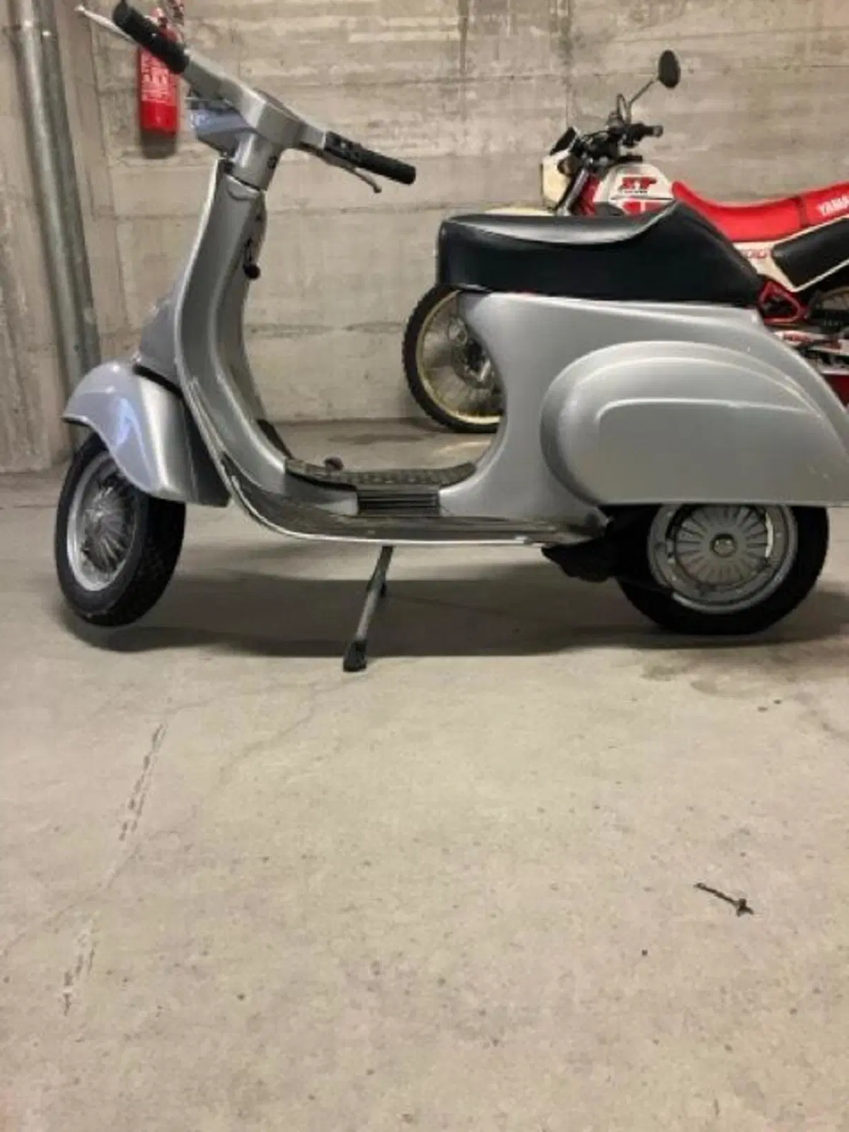 Piaggio vespa 50 special (8)