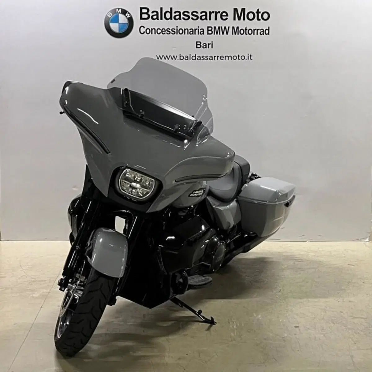 Harley-Davidson 117 Street Glide (2021) - FLHXSE (2)