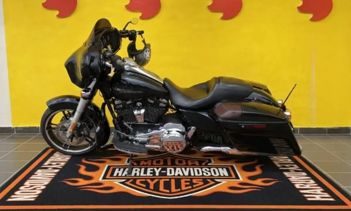 Harley-Davidson 107 Street Glide Special (2017 - 19) - FLHXS