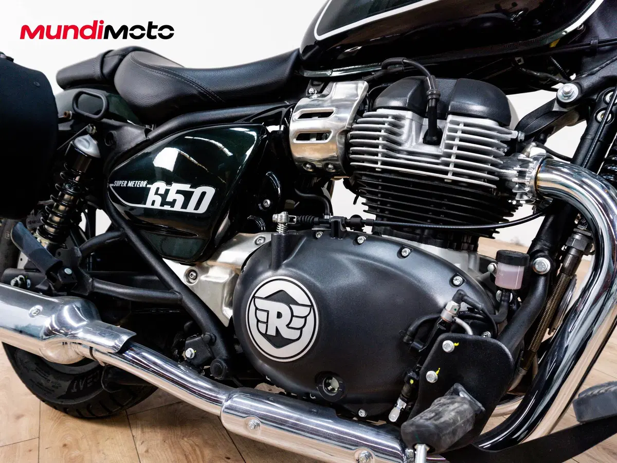 Royal Enfield Super Meteor 650 (2023 - 26) (5)