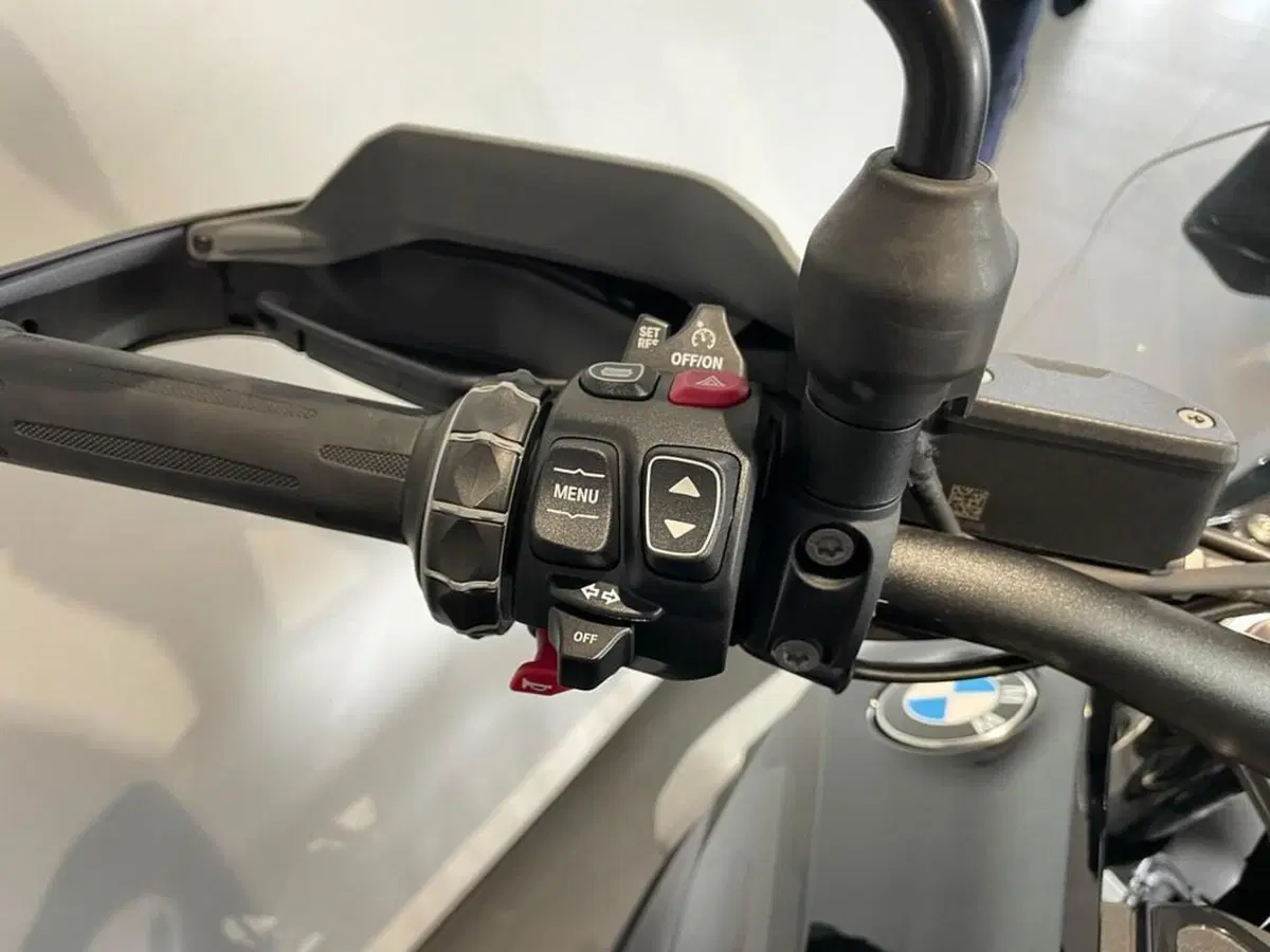Bmw R 1300 GS (2023 - 26) (5)