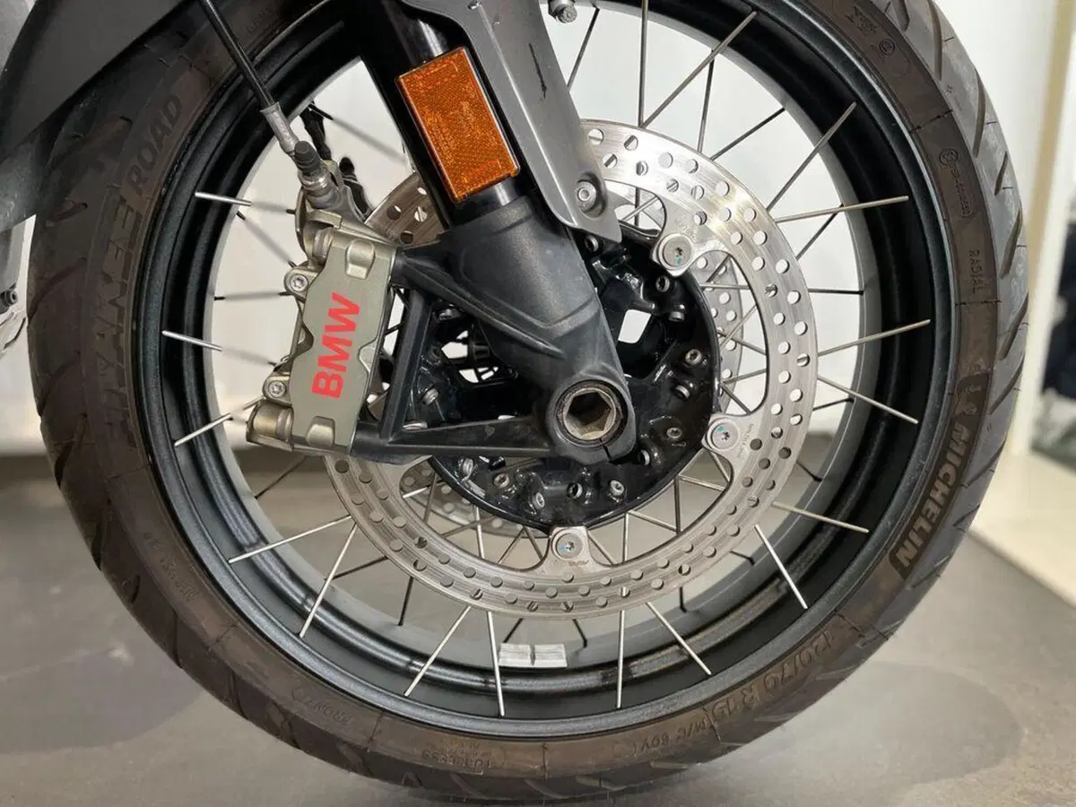 Bmw R 1300 GS (2023 - 26) (9)