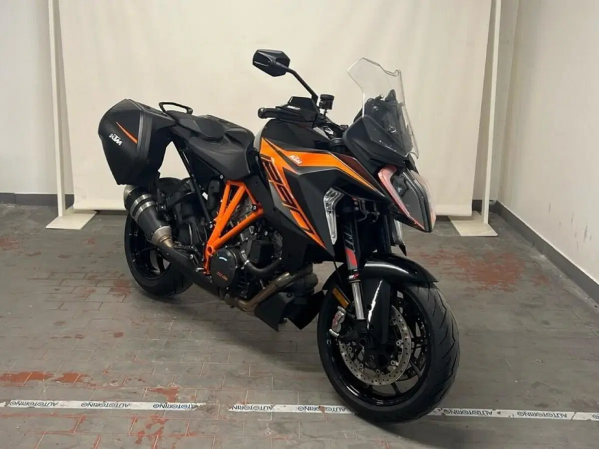 KTM 1290 Super Duke GT (2019 - 20) (3)