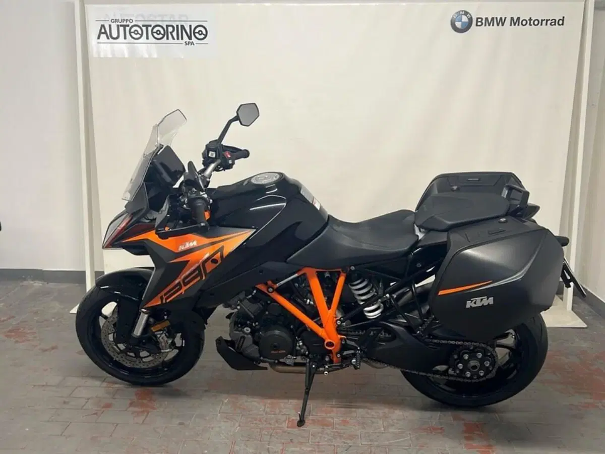 KTM 1290 Super Duke GT (2019 - 20) (4)