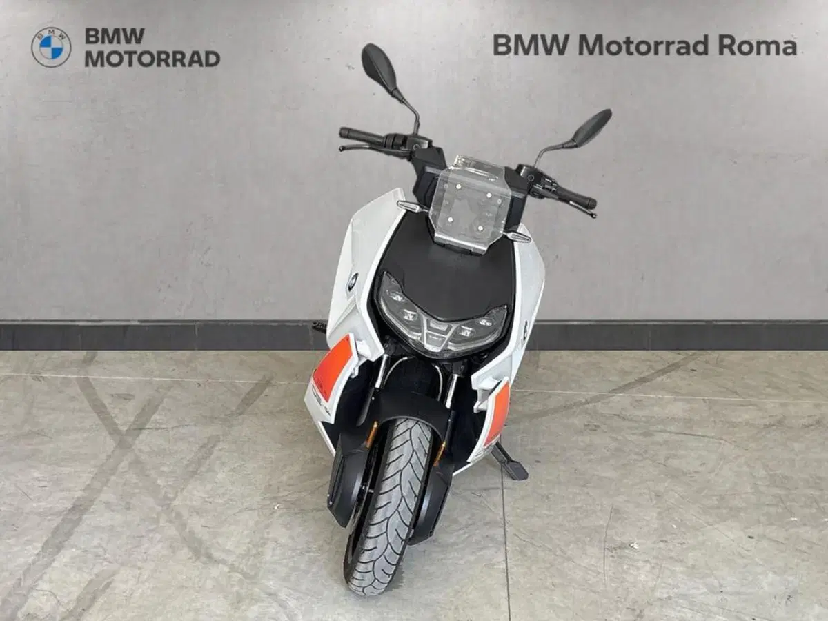 Bmw CE 04 (2021 - 25) (3)