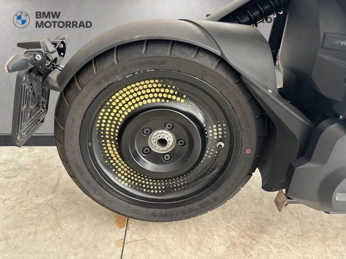 Bmw CE 04 (2021 - 25) (6)