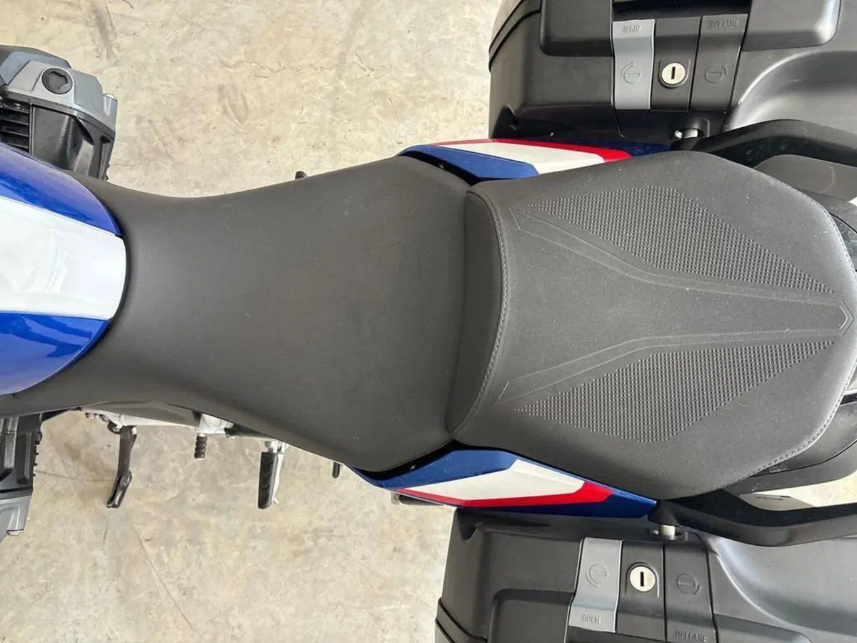 Bmw R 1250 R (2021 - 25) (9)