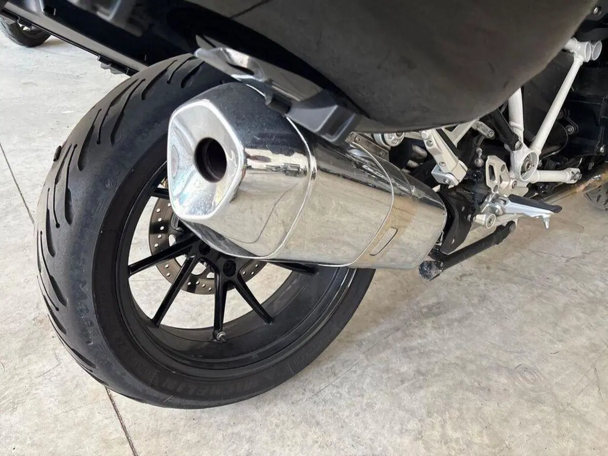 Bmw R 1250 R (2021 - 25) (10)
