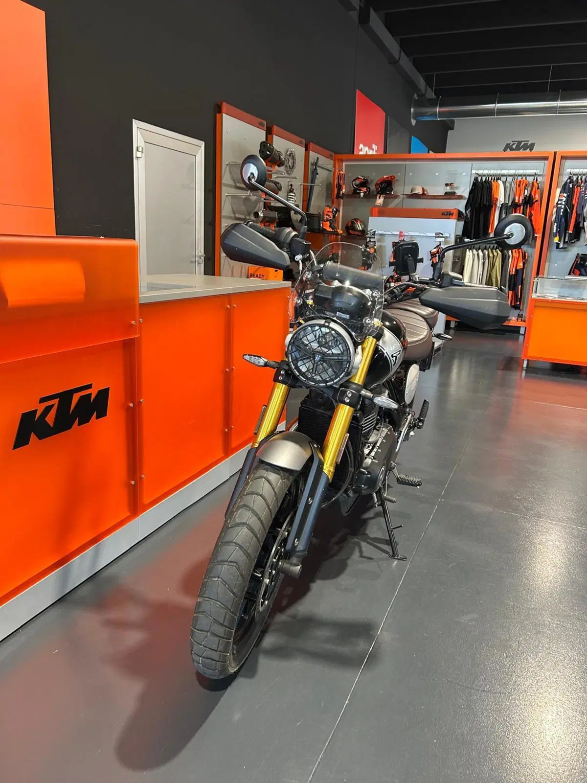 Triumph Scrambler 400 X (2024 - 26) (3)