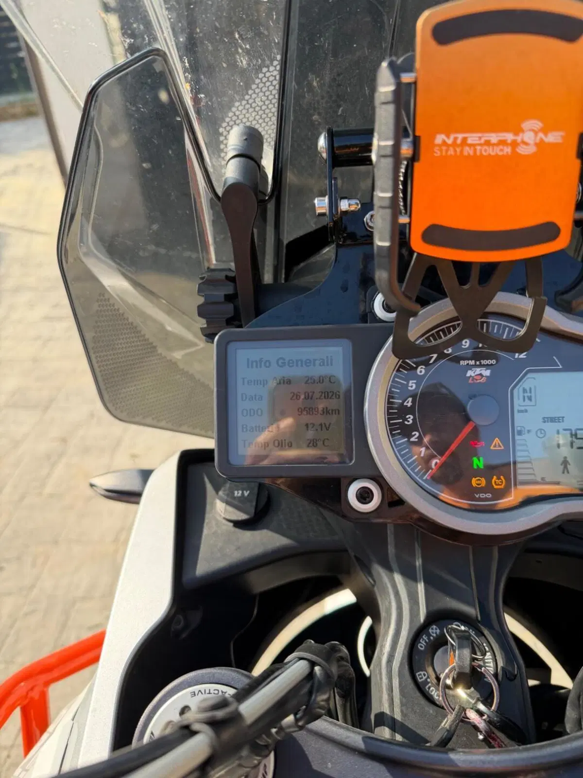 KTM 1290 Super Adventure (2015 - 16) (4)