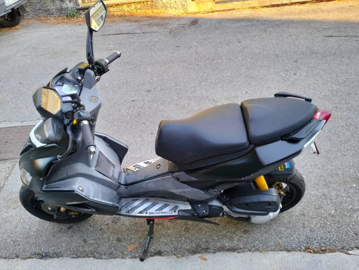 Aprilia SR 50 Street (2012 - 17) (4)