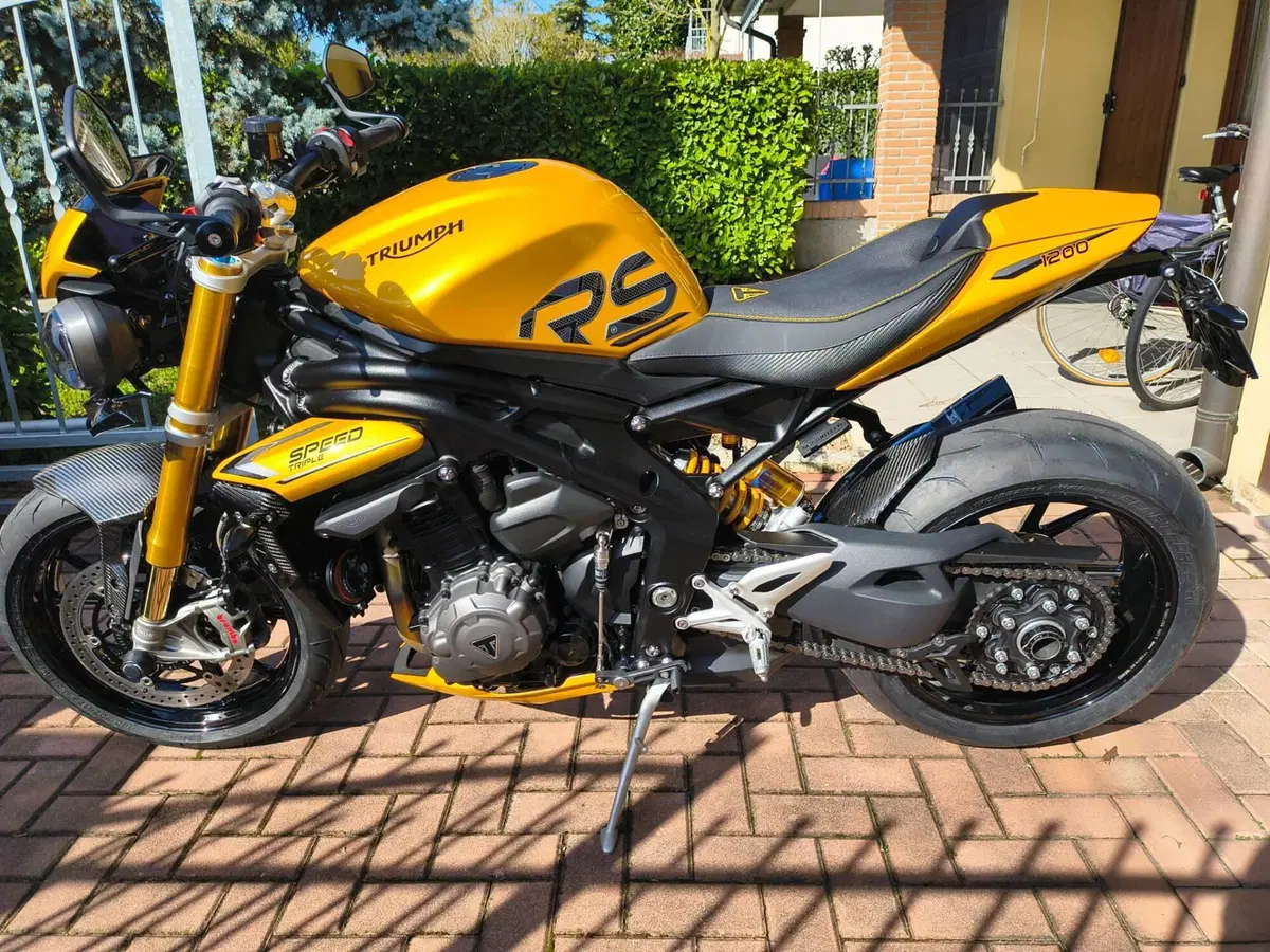 Triumph Speed Triple 1200 RS (2021 - 24) (2)