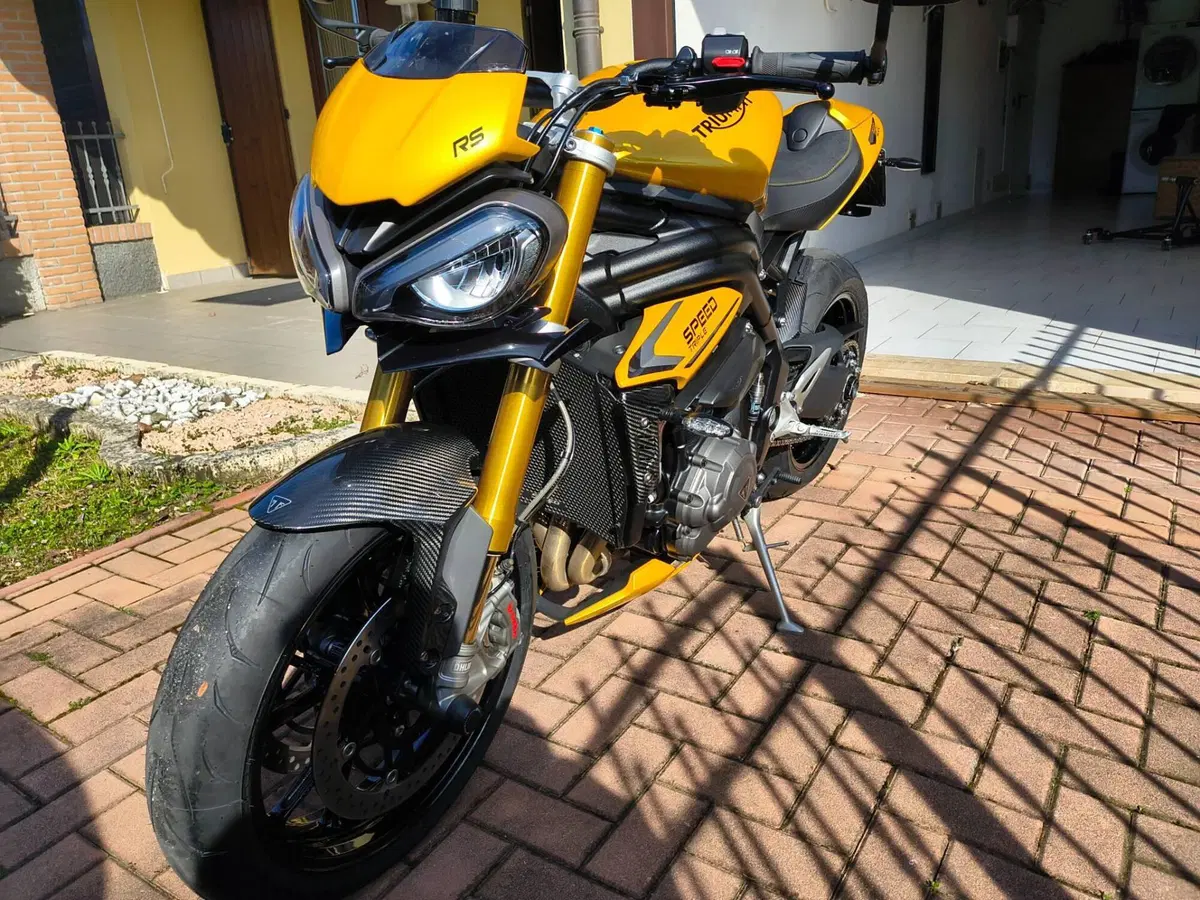 Triumph Speed Triple 1200 RS (2021 - 24) (3)