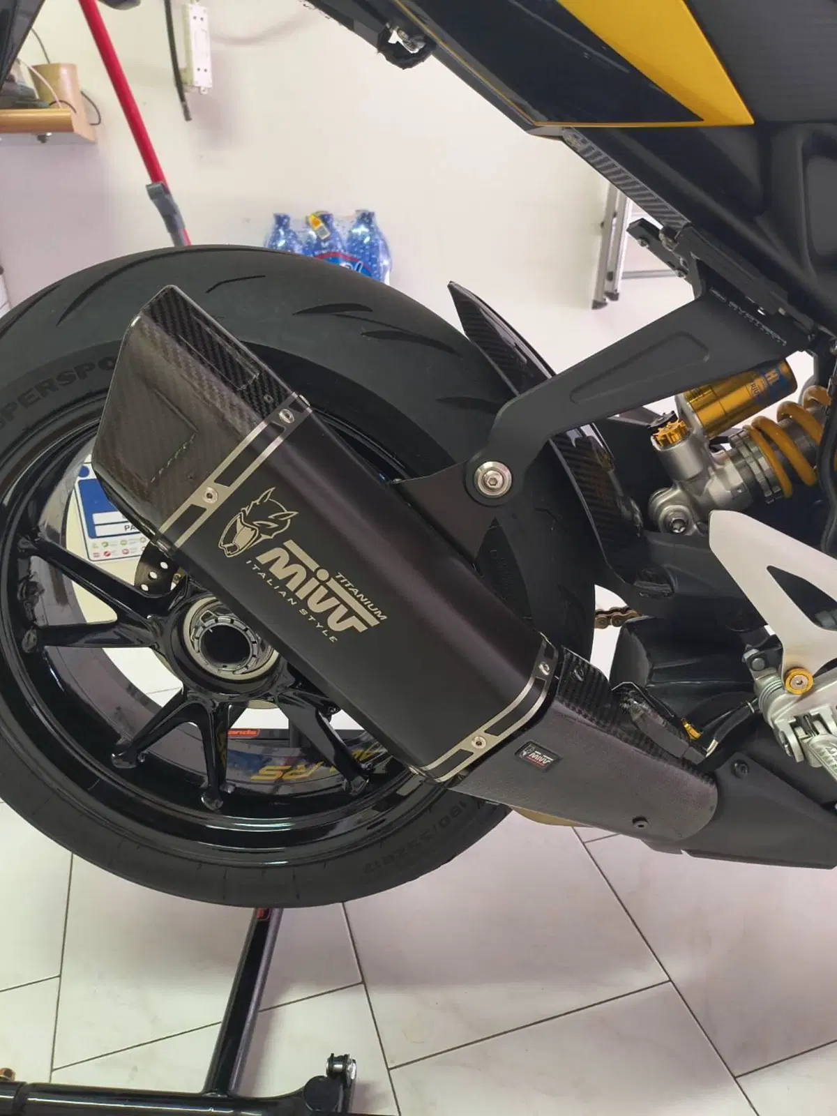Triumph Speed Triple 1200 RS (2021 - 24) (10)