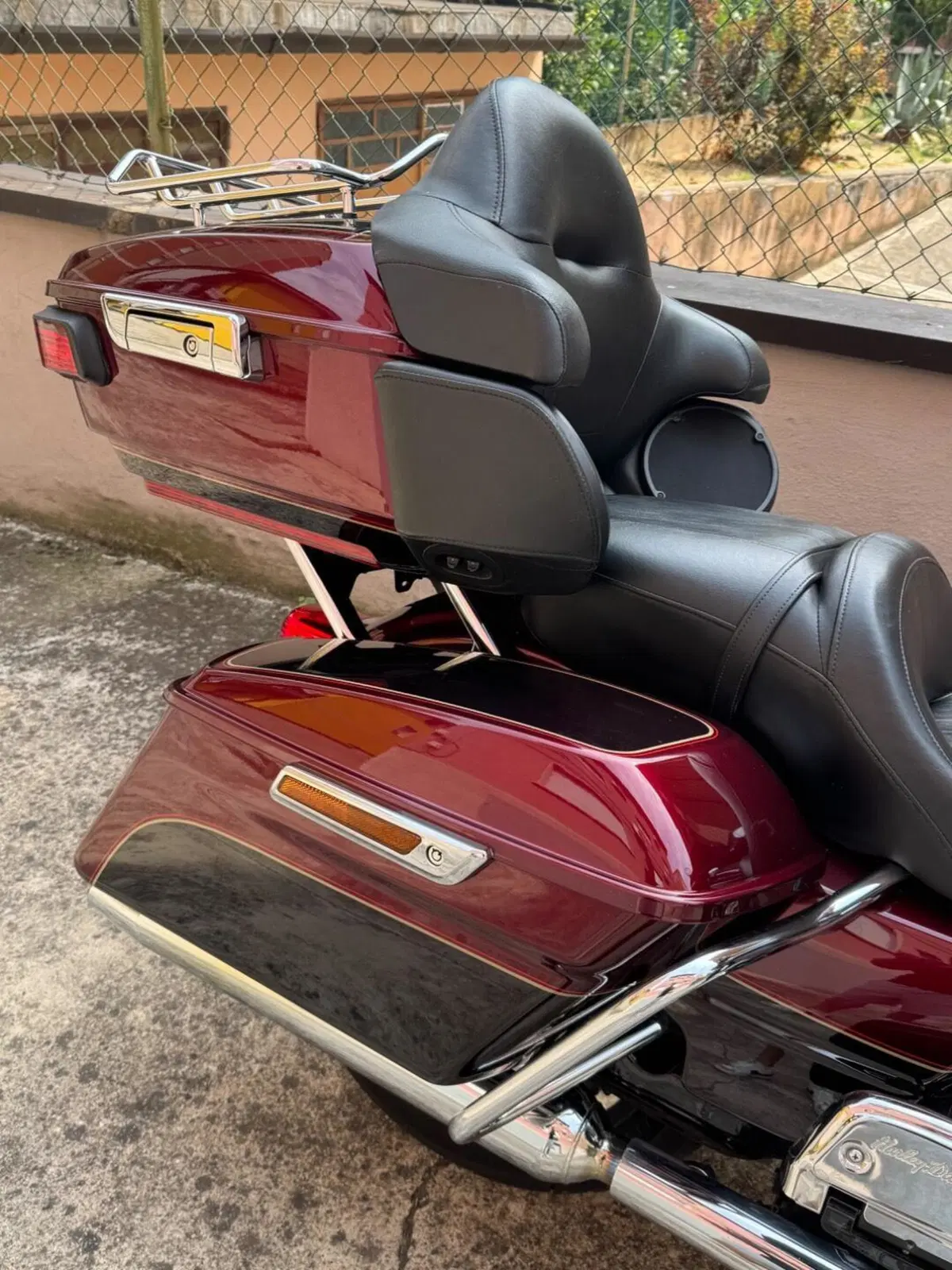 Harley-Davidson 1690 Electra Glide Ultra Classic (2014 - 16) - FLHTCU (6)