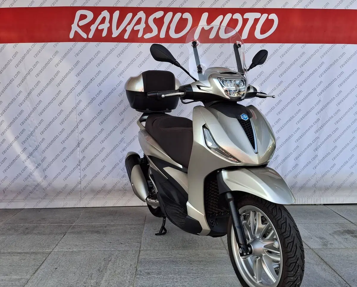 Piaggio Beverly 300 S ABS-ASR (2021 - 25) (3)