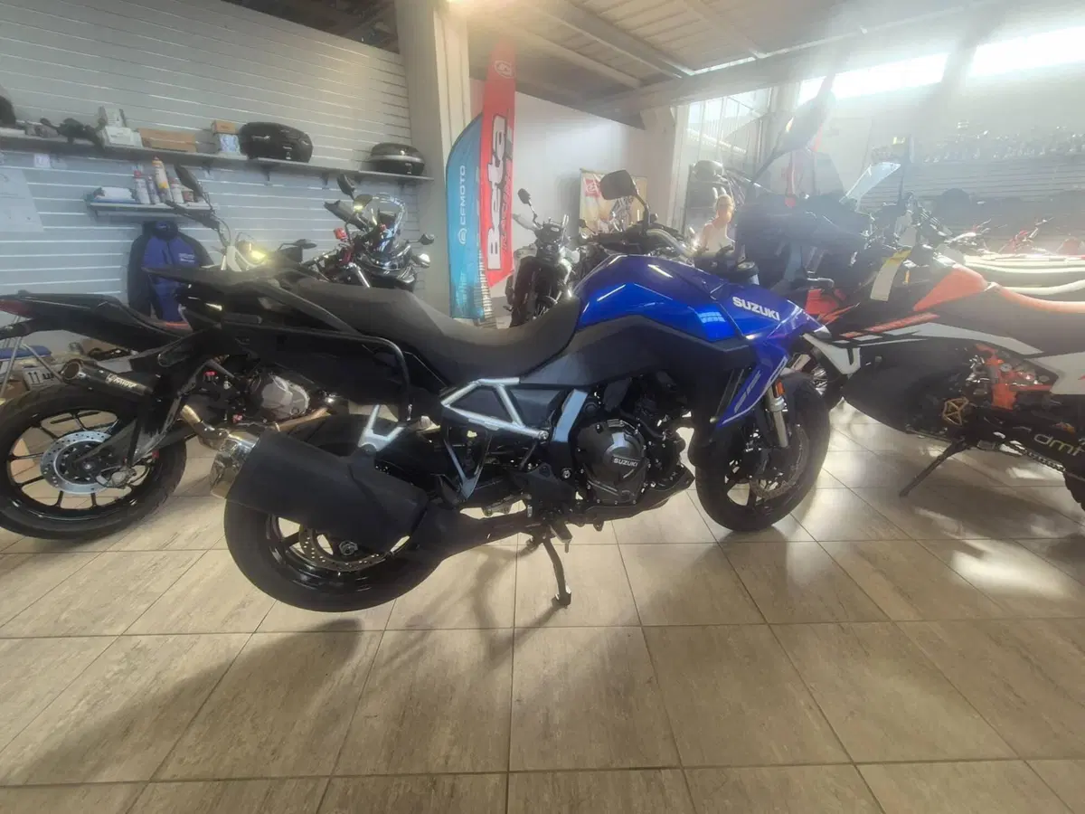 Suzuki V-Strom 800SE (2023 - 24)