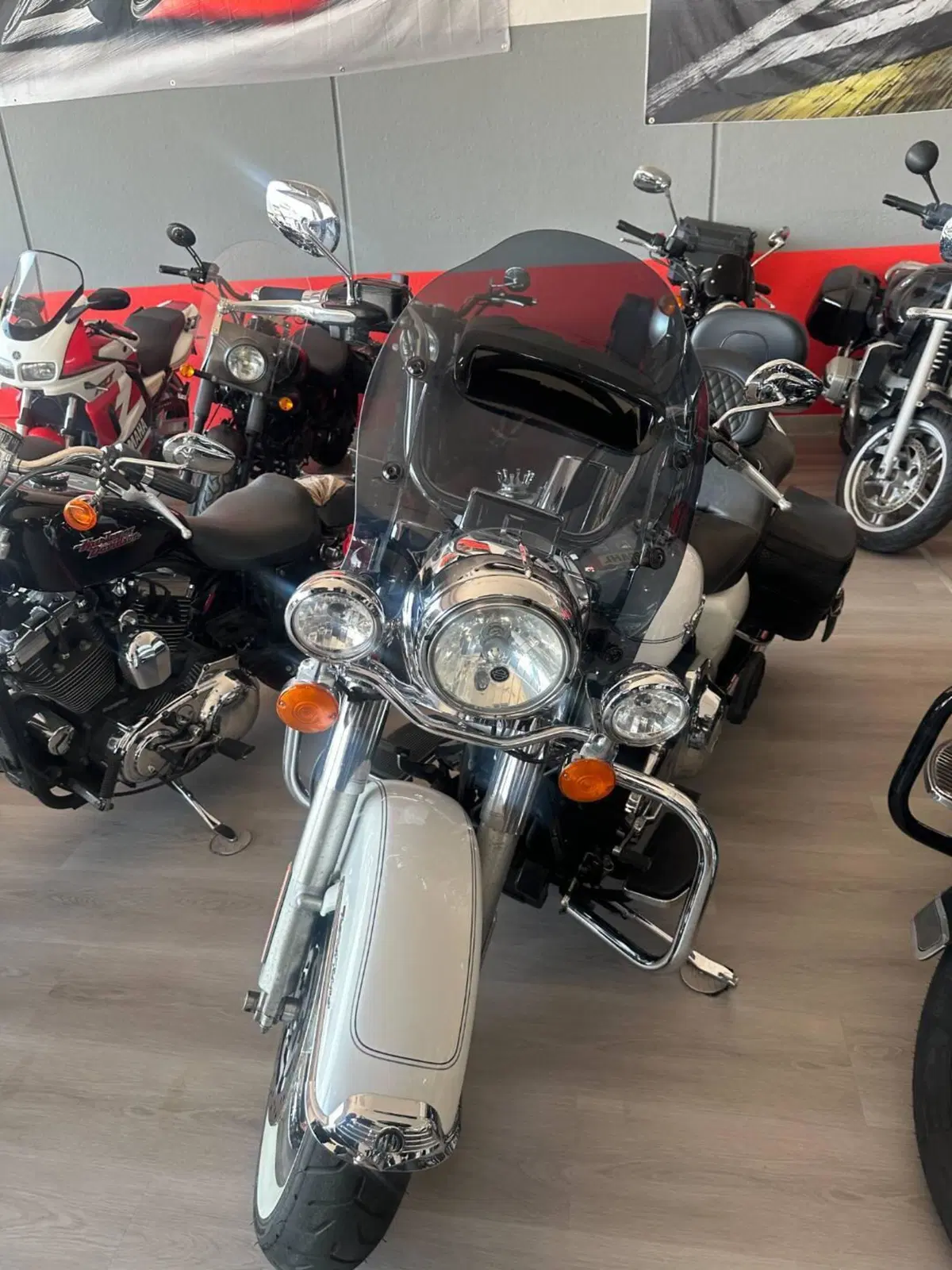 Harley-Davidson 103 Road King Classic (2011 - 13) - FLHRC
