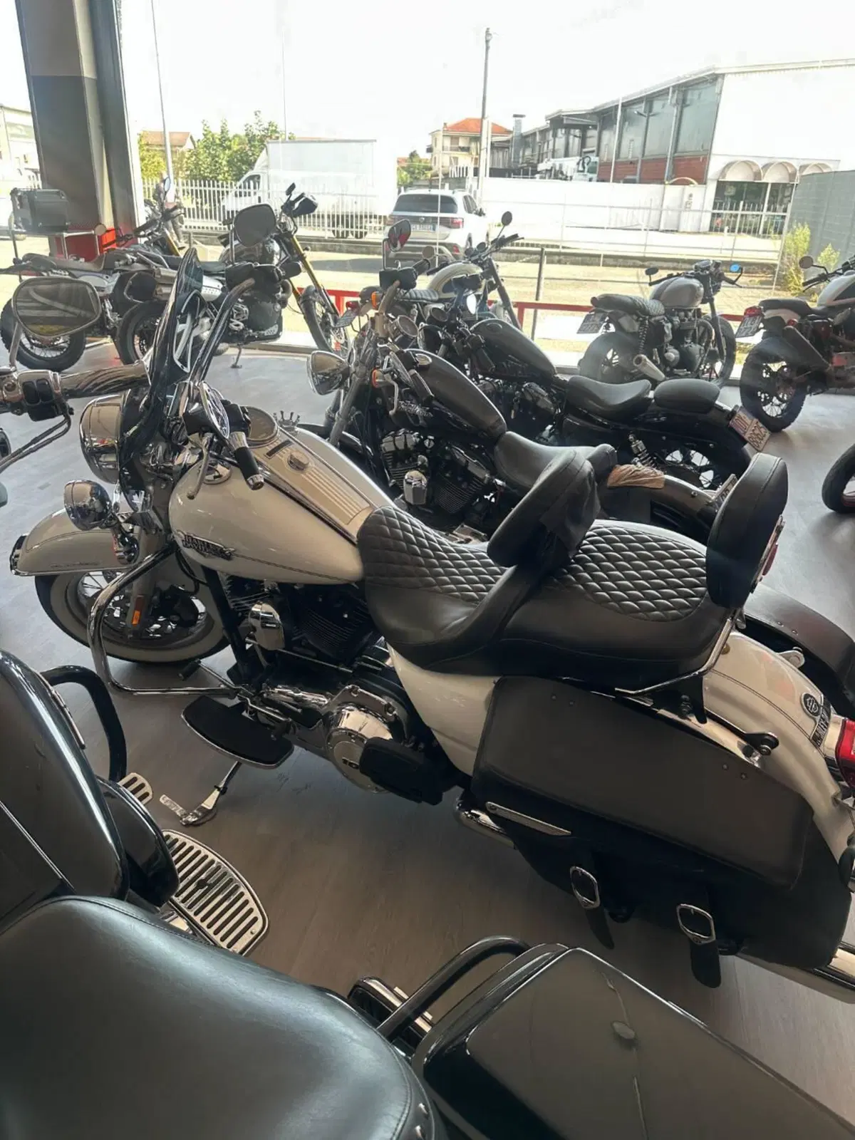 Harley-Davidson 103 Road King Classic (2011 - 13) - FLHRC (3)