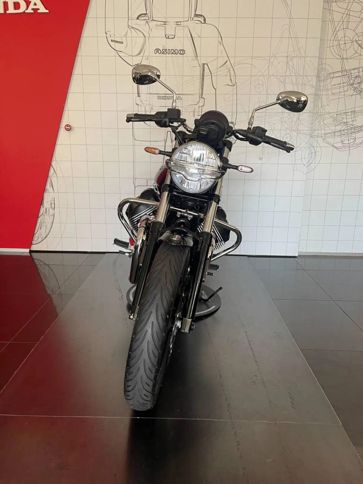 Moto Guzzi V7 Special (2025 - 26) (4)
