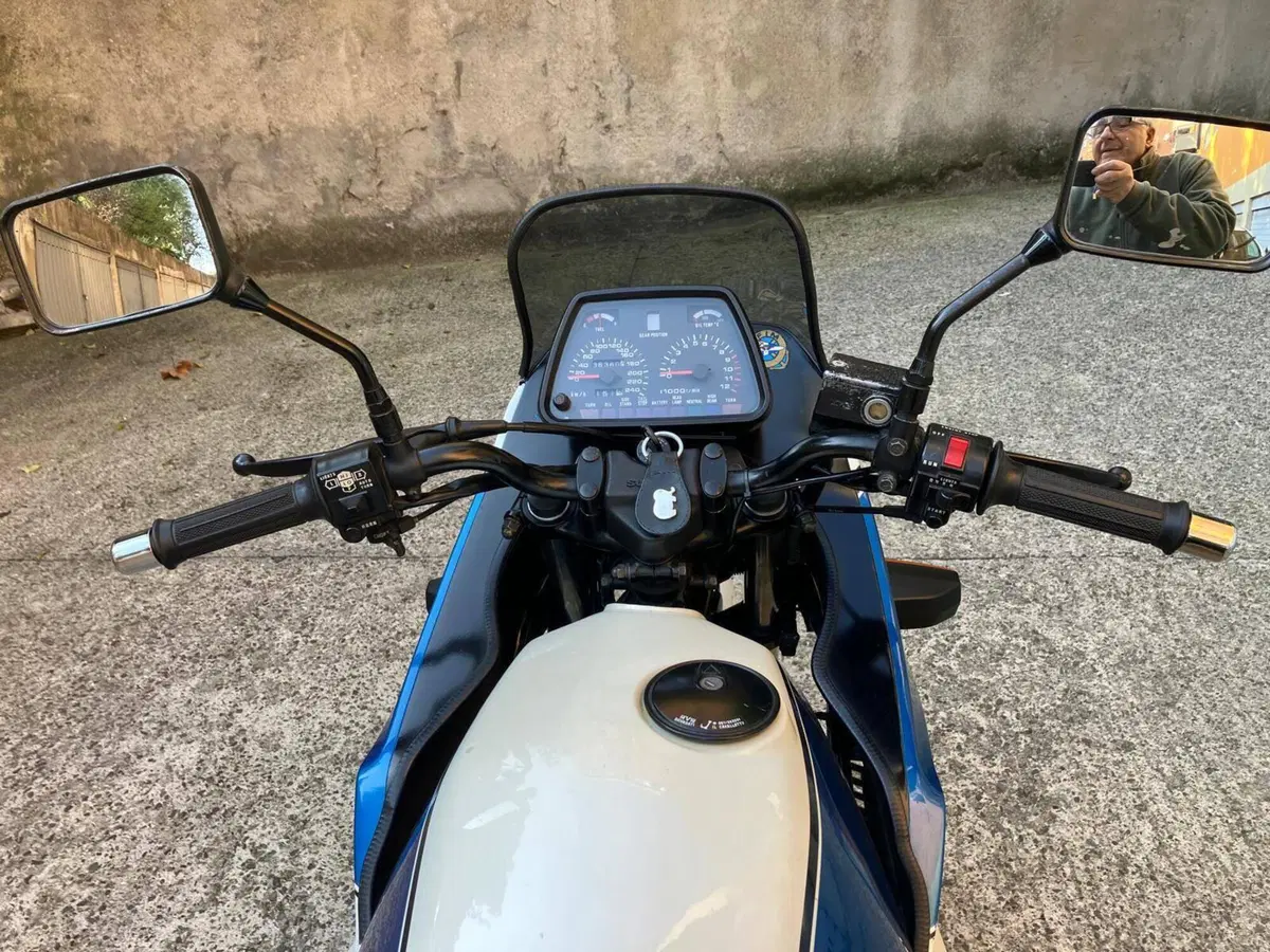 Suzuki GSX 1100 EFE (1985 - 88) (3)