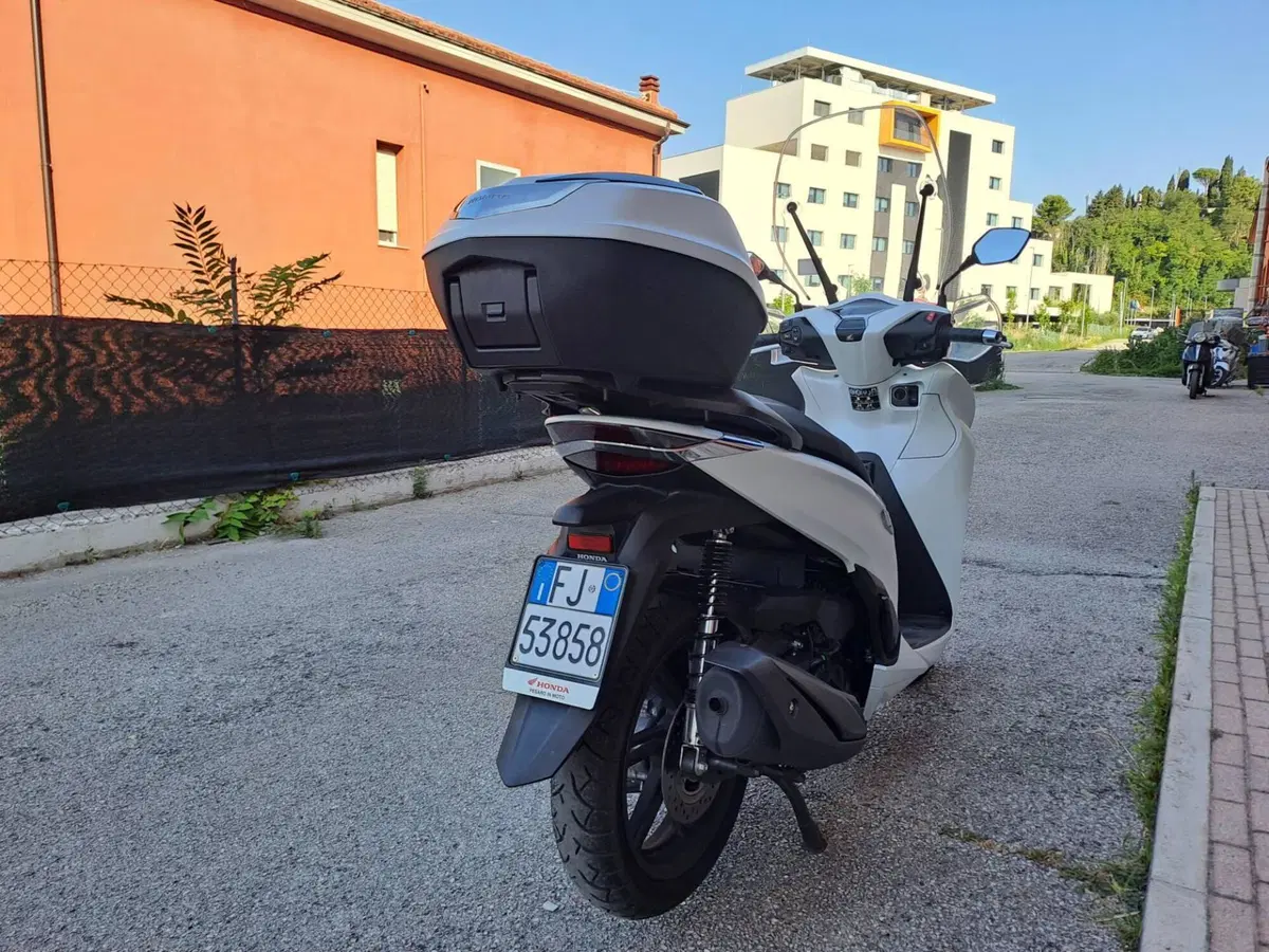 Honda SH 350 (2021 - 24) (5)