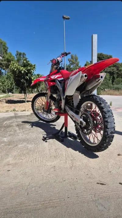 Honda CRF 250R (2008) usata