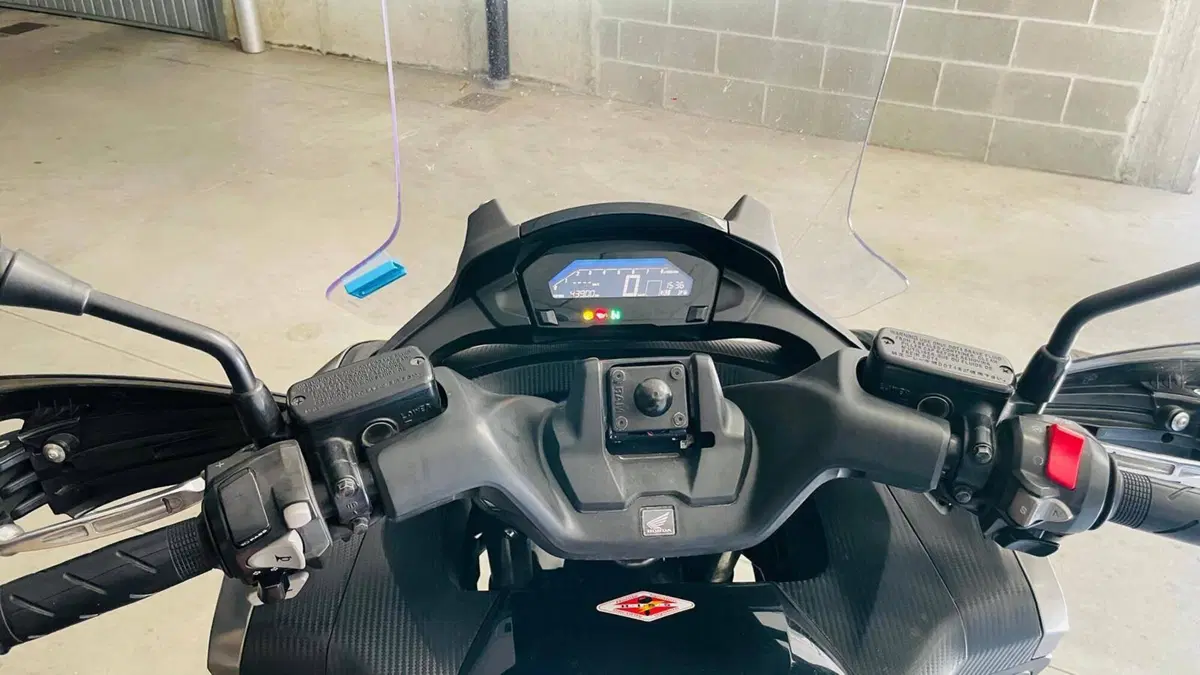 Honda Integra 750 DCT Sport (2017) (4)