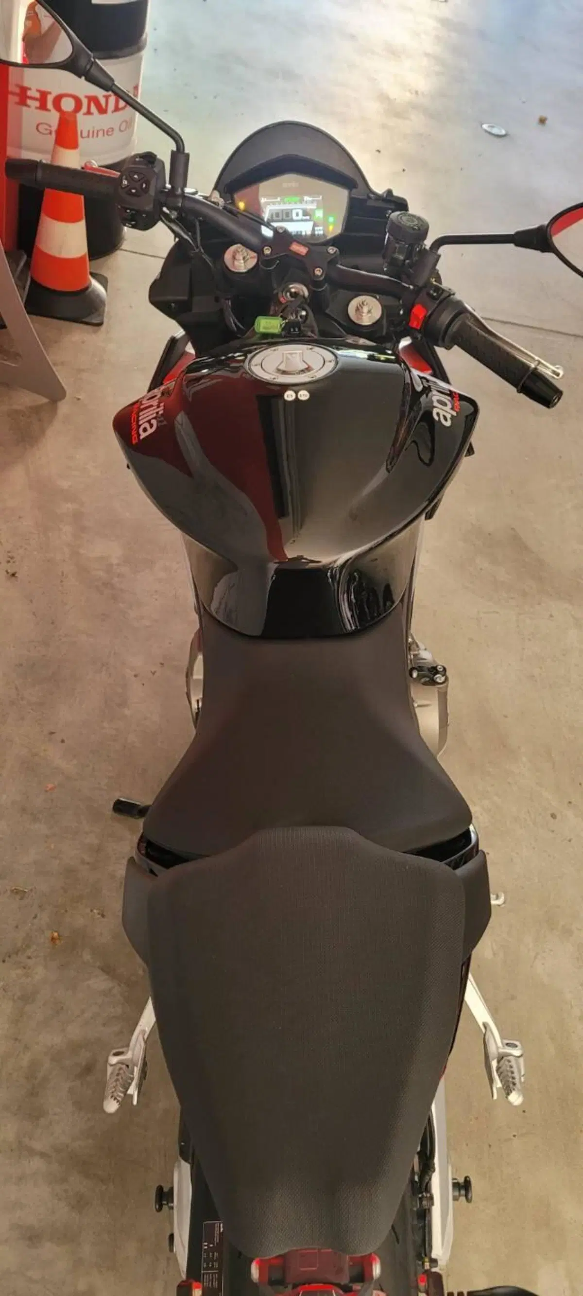 Aprilia Tuono 660 Factory (2022 - 24) (4)
