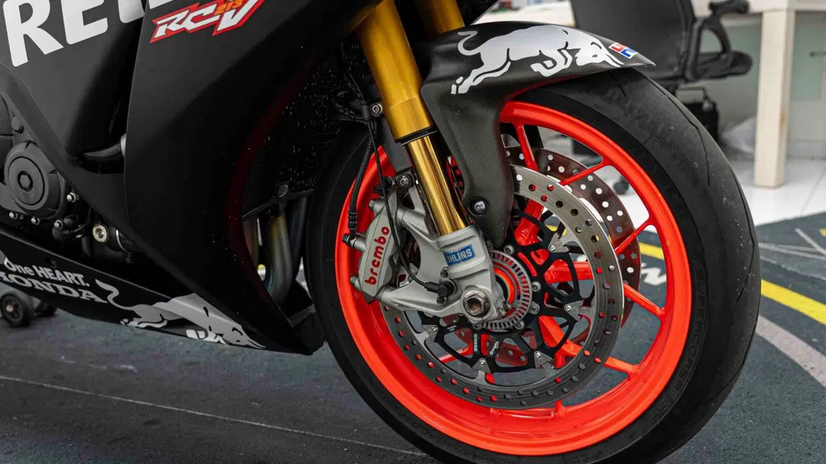 Honda CBR 1000 RR Fireblade SP (2014 - 16) (10)