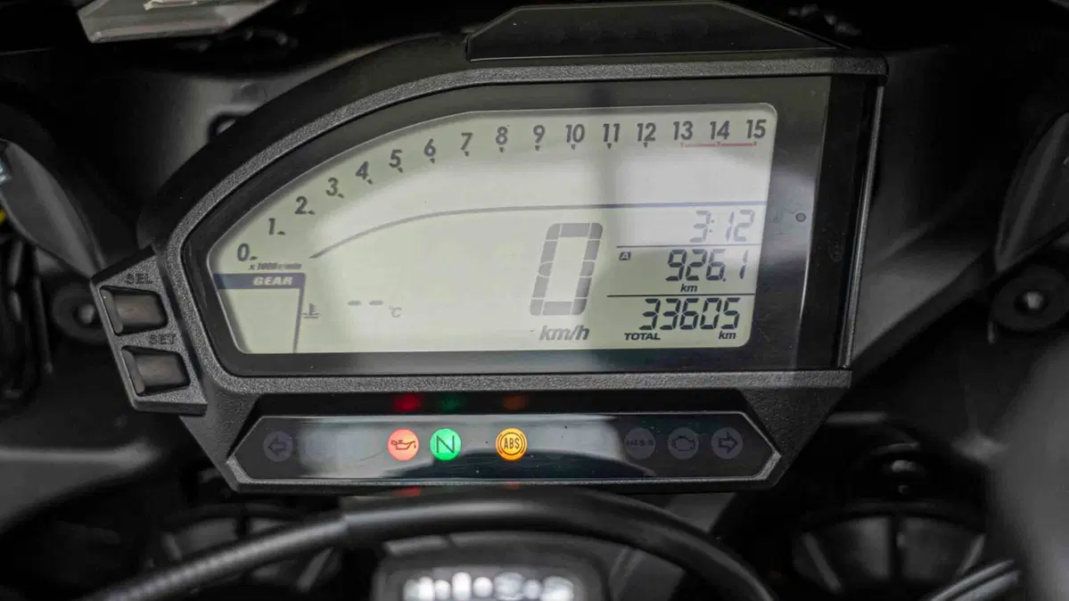 Honda CBR 1000 RR Fireblade SP (2014 - 16) (19)